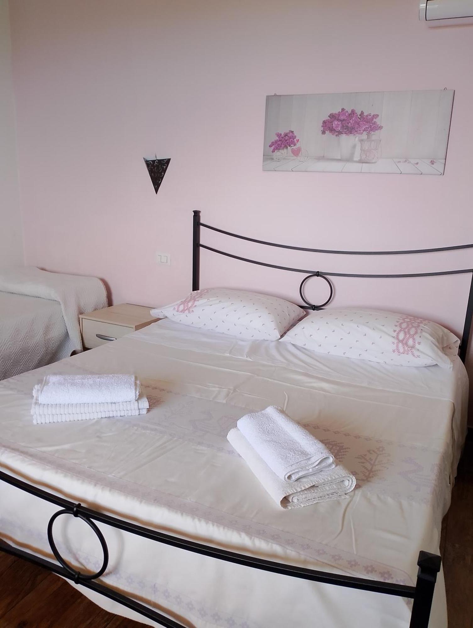 Agriturismo Gli Olivastri -Appartamento Bel Vedere Con Piscina ,Solarium E Vista Mare,Climatizzatore ,Wifi أغلينتو المظهر الخارجي الصورة
